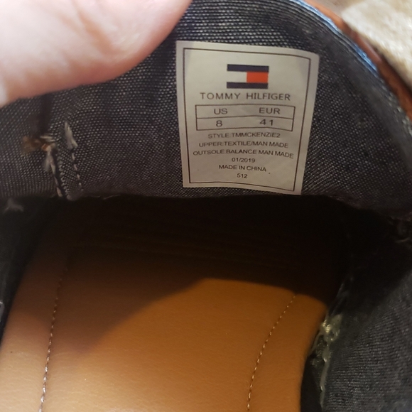 Tommy Hilfiger Mckenzie Chambray Sneaker - Picture 4 of 4